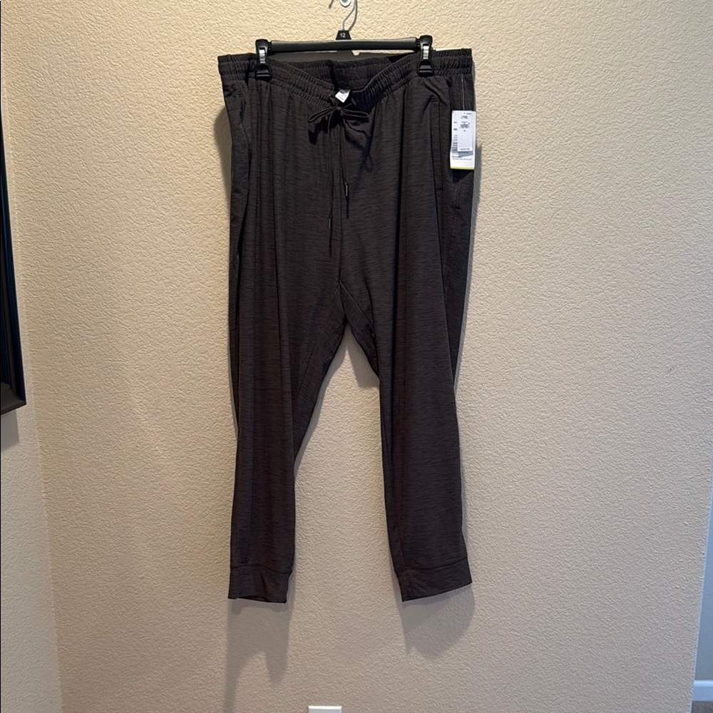 Old Navy mid-rise Jogger Pants